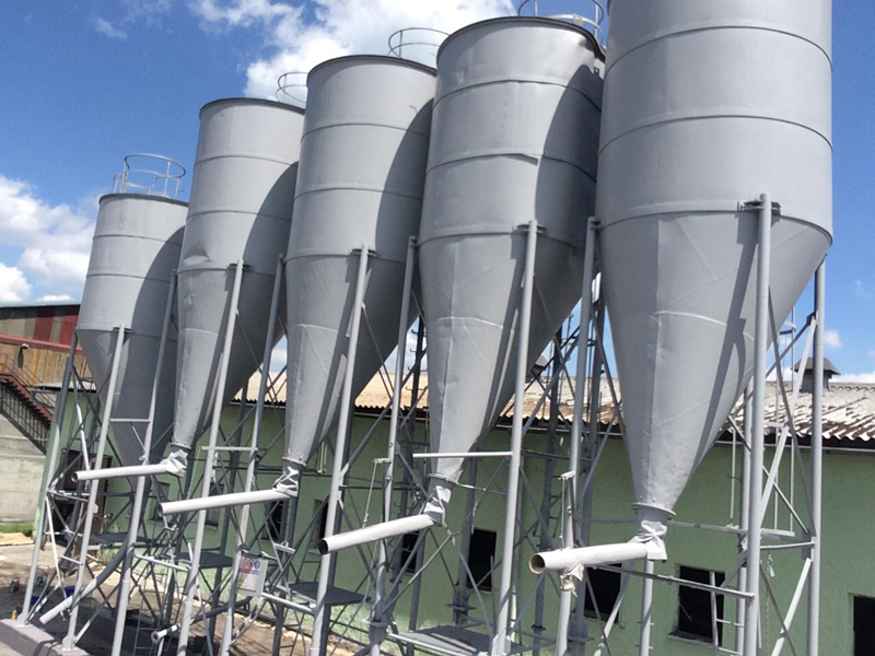 Bílení stájí – ukázka realizace